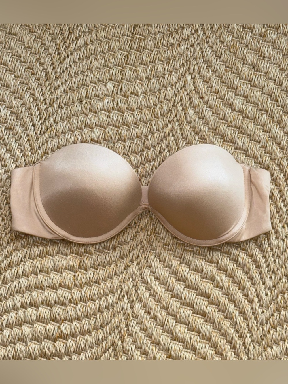 Victorias Secret PINK 34B Strapless Smooth Nude Bra Padded Underwire